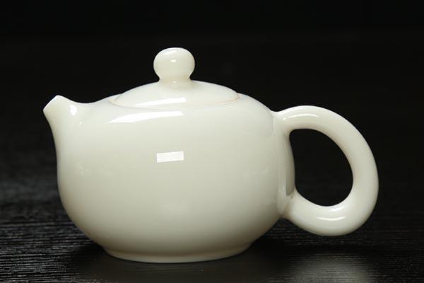 瓷茶壶图片（瓷茶壶价格及图片大全）